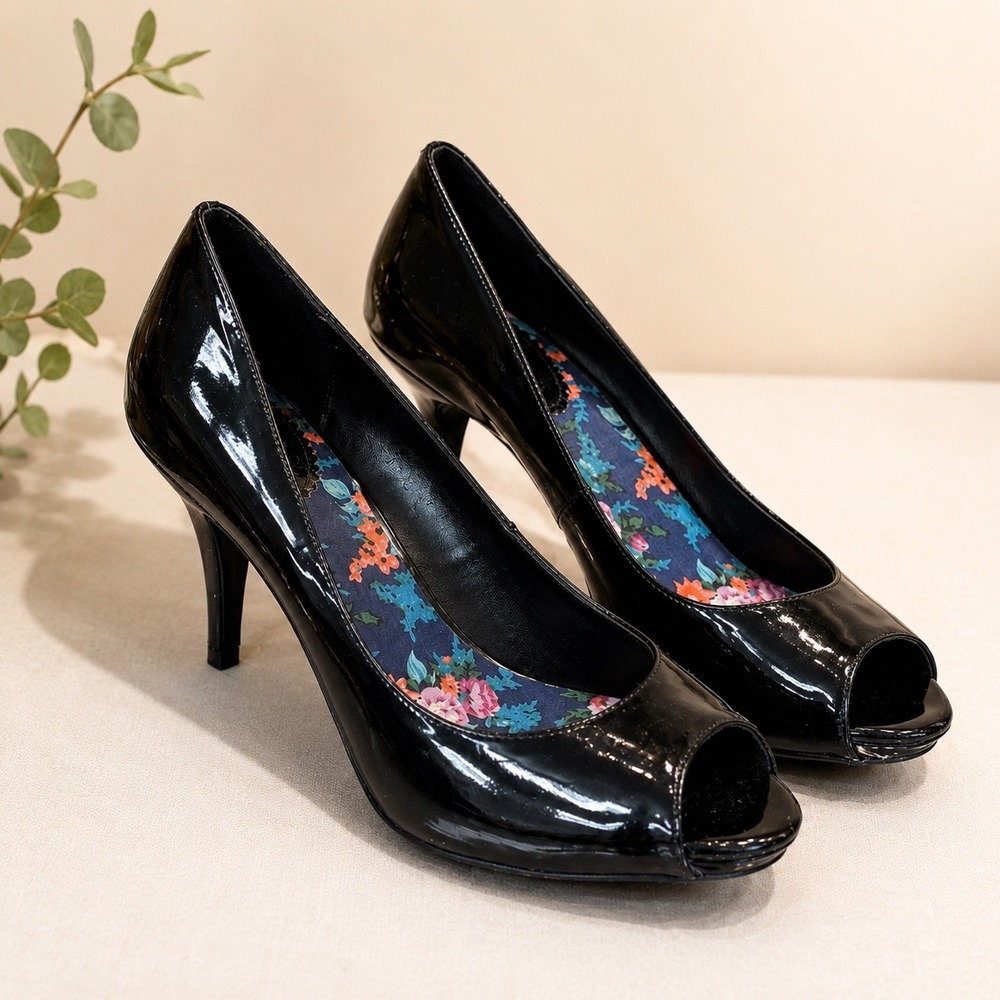 Xappeal Size 11 Black Patent Peep Toe 3.5" Heels Y2K Floral Party Pumps